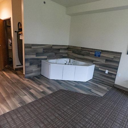 Cobblestone Hotel & Suites-Sheldon Eksteriør billede